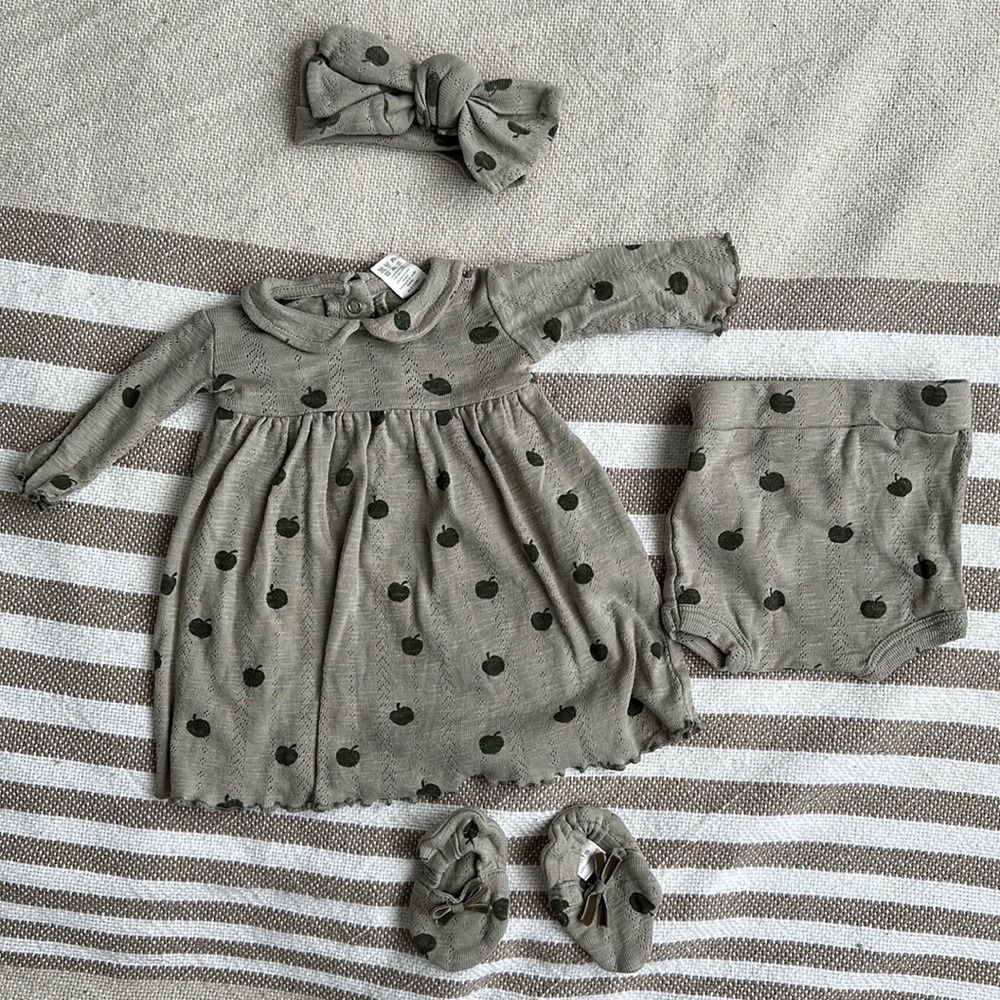 Kate Quinn apple outfit set